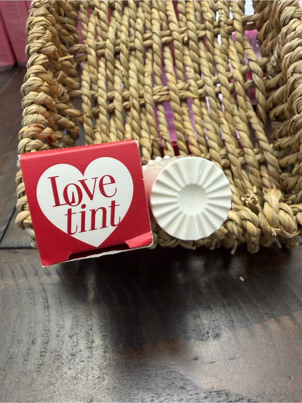 Benefit cosmetics lovetint